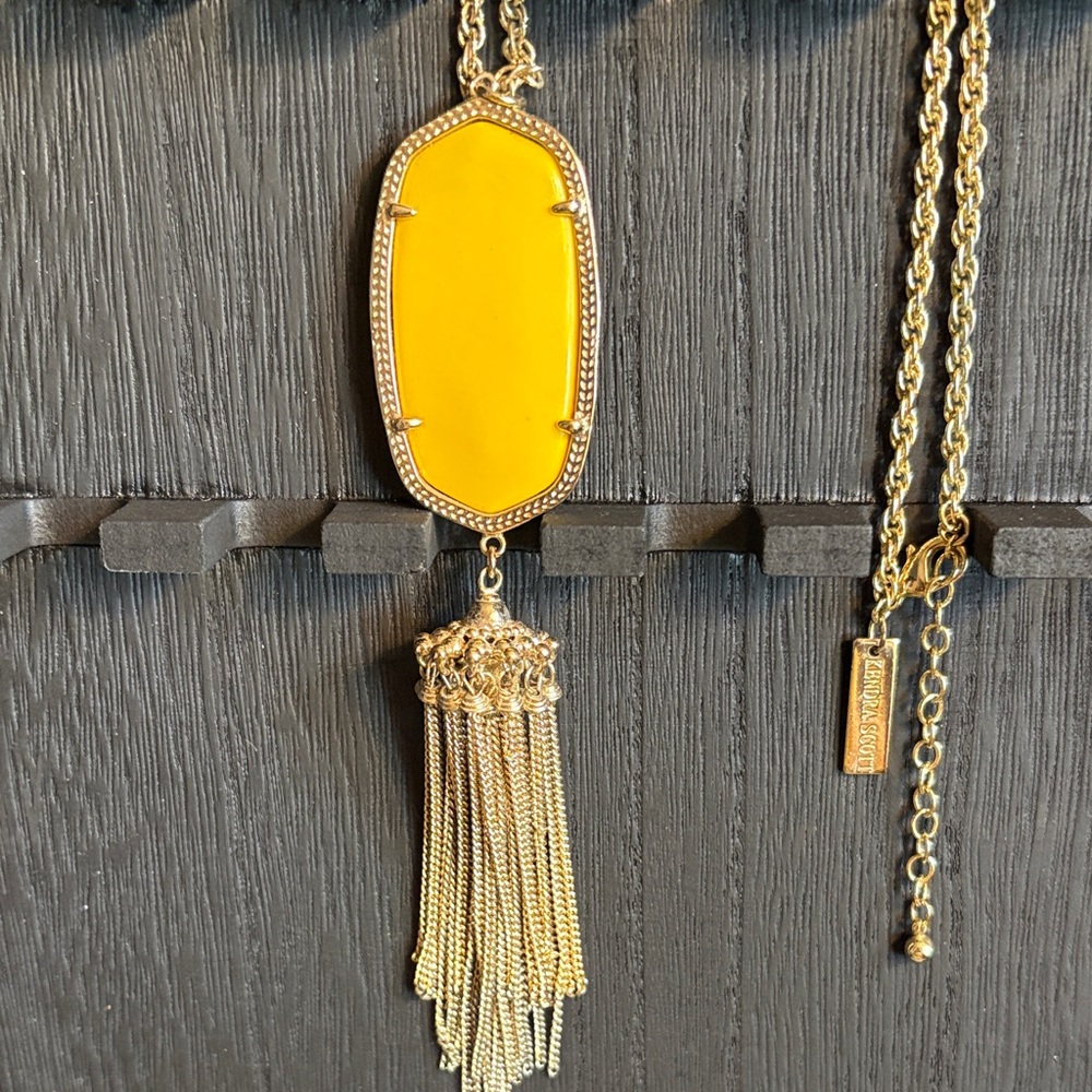 Kendra Scott Gold Necklace with Yellow Pendant - Picture 3 of 3
